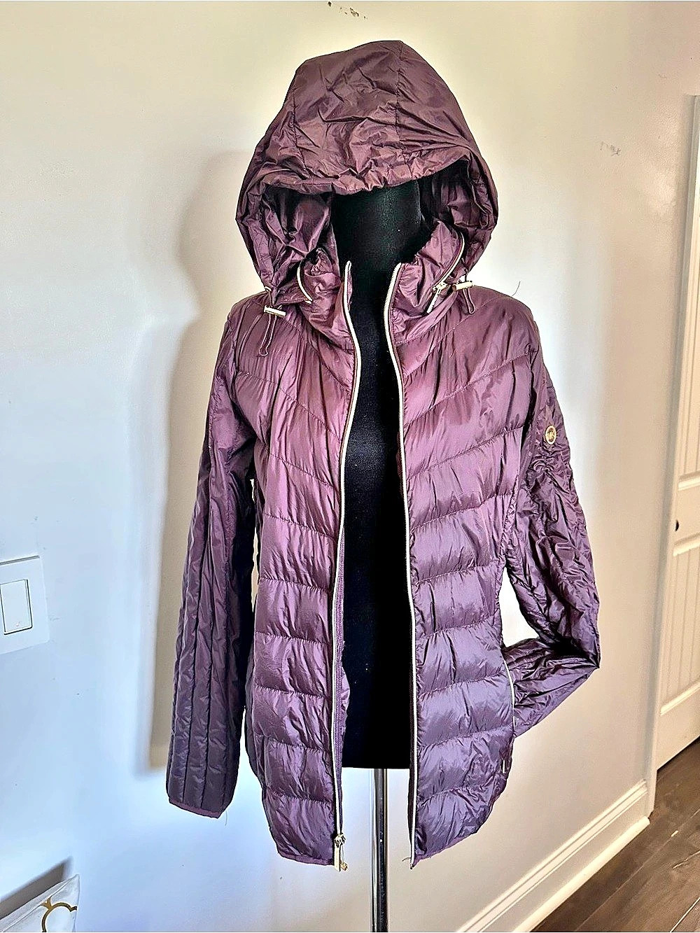 Michael Kors Packable Hooded Down Puffer Jacket Purple Medium